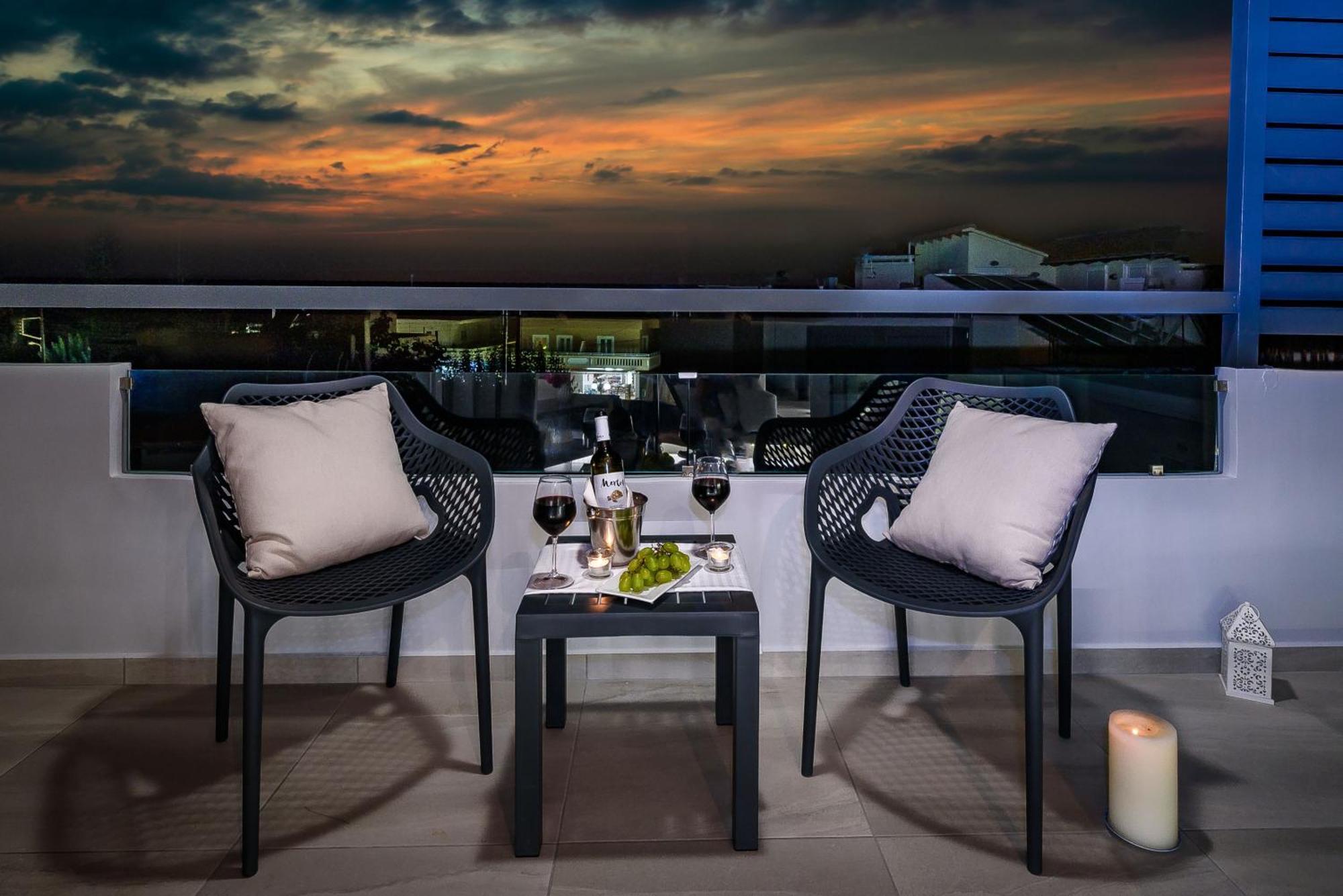 Solar Apartments Agia Marina エクステリア 写真