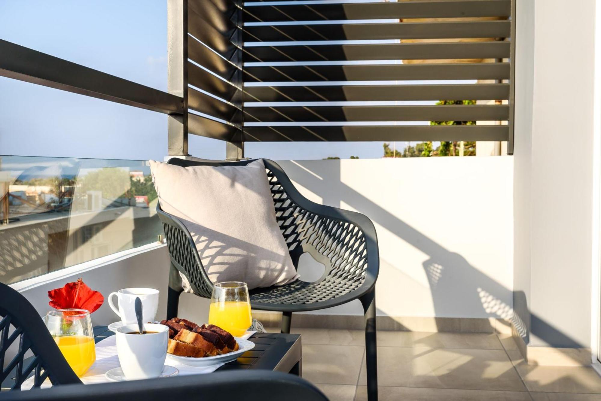 Solar Apartments Agia Marina エクステリア 写真